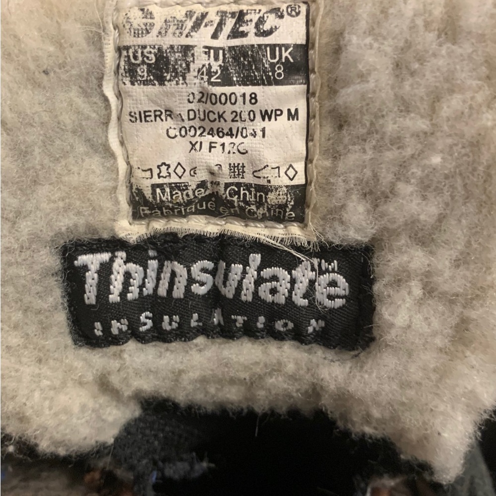 Hi-tec size 9 - Picture 4 of 5